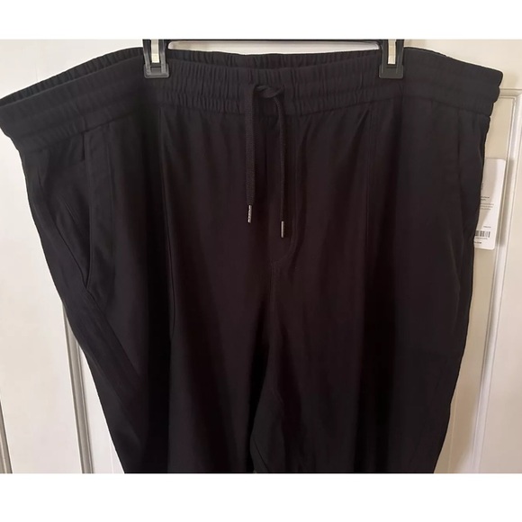 SOLD NWT ATHLETA Farallon Jogger Pants Women's Plus Size 3X Black 988043 - Picture 5 of 9